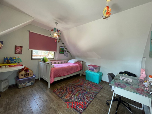 Imagen 11 de 30 de Hermosa Casa Aislada De Dos Pisos En Alto Macul