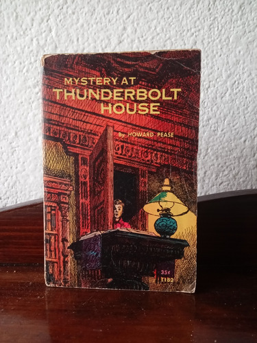 Mystery At Thunderbolt House - Howard Peace - En Inglés 