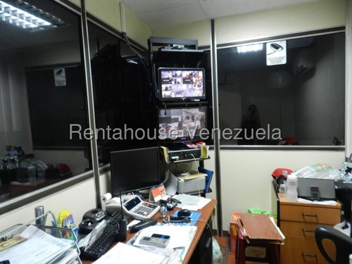 Yb Se Ofrece En Venta Excelente Edificio En Sarria 25-24135