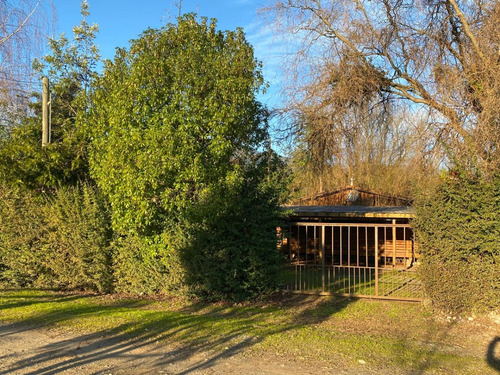 Excelente Casa, Sector Residencial, Embalse Machicura Colbún
