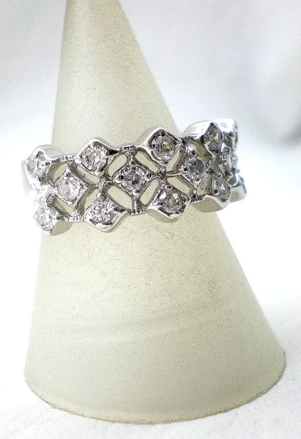 Anillo De Plata 925 Y Zafiros Blancos Art001