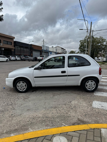 Chevrolet Corsa 1.6 Gl Aa Dh