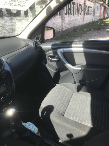 Sandero Expression 1.6 Con Gnc