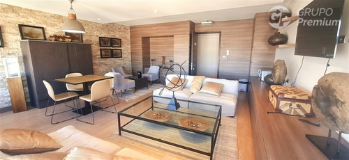Departamento En Venta De 1 Dorm. En Concepción