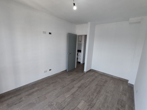 Imagen 14 de 25 de Venta 2 Ambientes Con Cochera En Morón