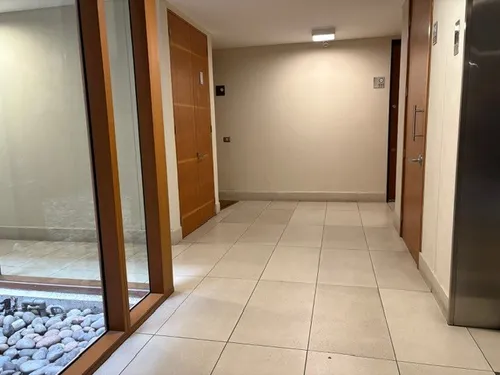 Departamento En Arriendo De 2 Dorm. En Las Condes