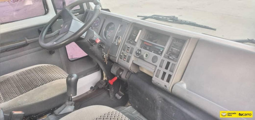 Imagen 5 de 7 de Ford Cargo 815 Cisterna