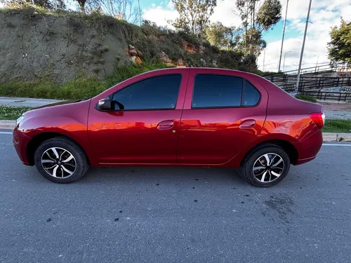 Renault Logan 1.6 Expression / Life +