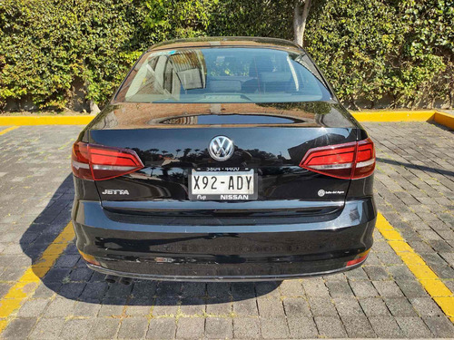 Imagen 4 de 8 de Volkswagen Jetta 4 Pts Live, 20l, 115hp, Tm5, Ra-16