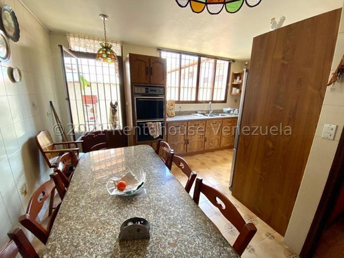 Imagen 10 de 17 de Fabulosa Casa En Venta Colinas De Santa Mònica Mls #21-24361