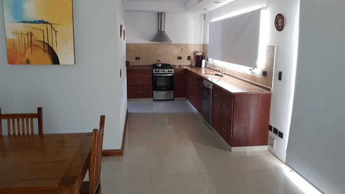 Imagen 5 de 14 de Casa De 4 Ambientes Y 2 Baños C/ Piscina