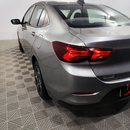 Chevrolet Onix SEDAN Plus LT 1.0 12V Flex 4p Mec.