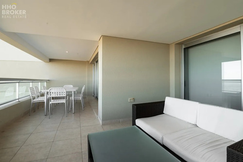 Torrelobos, Punta Del Este, Apartamento En Alquiler Frente Al Mar.