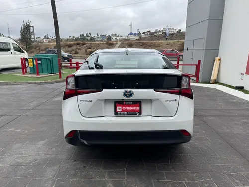 Toyota Prius 1.8 Premium Cvt