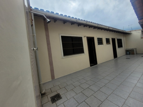 Imagem 19 de 25 de Casa Com 4 Quartos E 5 Banheiros À Venda, 140 M² - Amg10