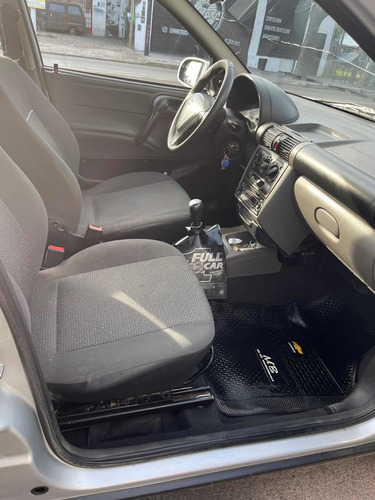 Imagen 9 de 14 de Chevrolet Classic 2015 1.4 Ls Abs Airbag