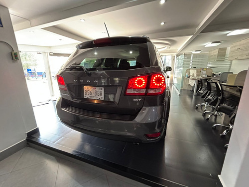 Dodge Journey 2.4 Sxt L4 5pas At
