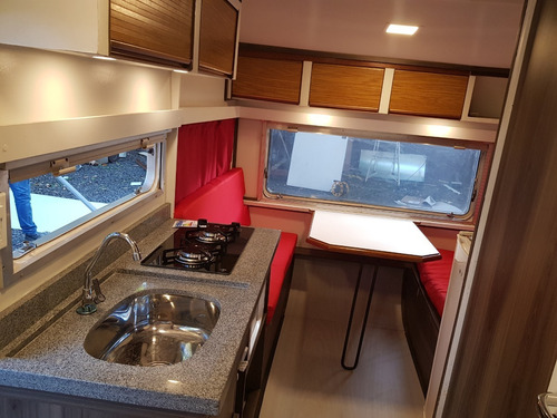 Trailer Turiscar Brilhante Sport Luxo