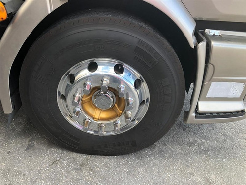Volvo Vm 330 Ano 2013 Com Rodas De Alumínio 2 Tanques Inox