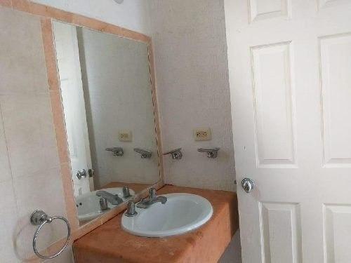 Imagen 25 de 30 de Casa En Venta En Playa Del Carmen.