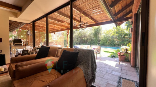 ¡buscas Comodidad Y Amplios Espacios Interiores Y Exteriores