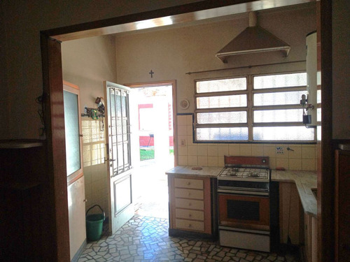 Venta Gran Terreno Con 3 Casas/patio/jardin/oportu