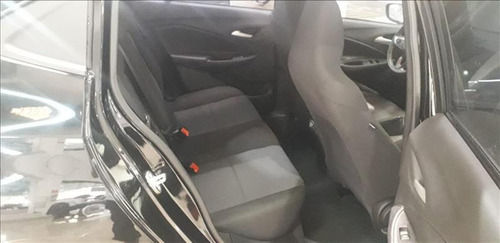 Imagem 8 de 10 de Chevrolet Onix 1.0 Turbo