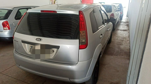 Imagem 3 de 7 de Ford