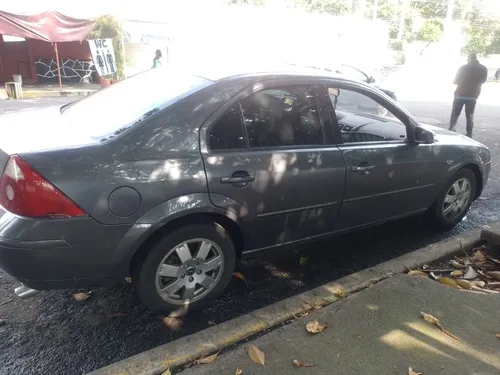 Mondeo Trend Standar V6