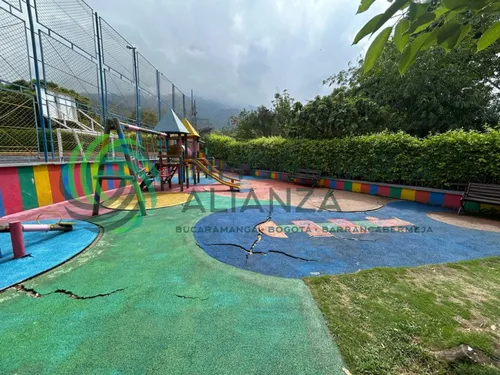 Casa En Venta En La Rioja. Cod V61695