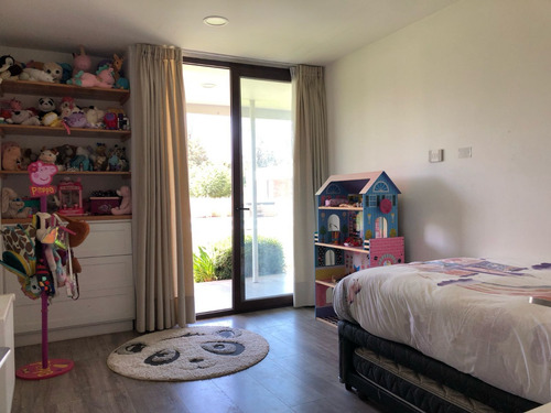 Belleza De Casa En Condominio. Una Joya. Camino Loreto.