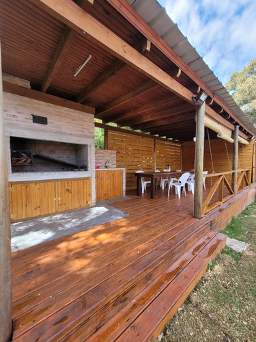 Cabaña Con Piscina Climatizada En Playa Verde (piriapolis)