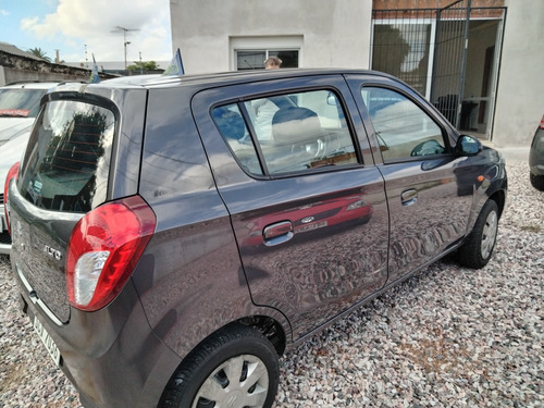 Suzuki Alto 7500y$  Y C De 8000$