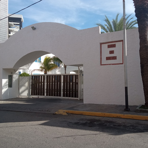 Home24 Islas Vende Apartamento Duplex En Casas De Corintia Sector Playa Moreno, Maneiro