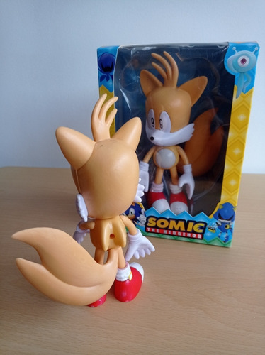 Imagen 5 de 5 de Muñeco De Sonic Juguete