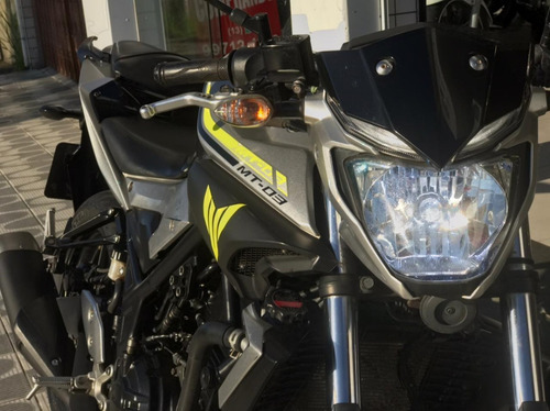 Imagem 4 de 10 de Yamaha Mt 03 Abs