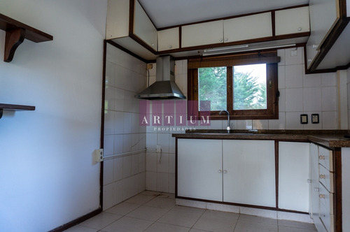 Agradable Entorno- Ref: 211