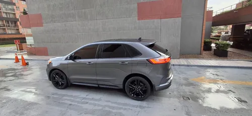 Ford Edge St
