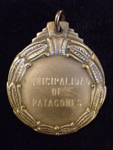 Medalla De La Municipalidad De Patagones Bañada En Plata