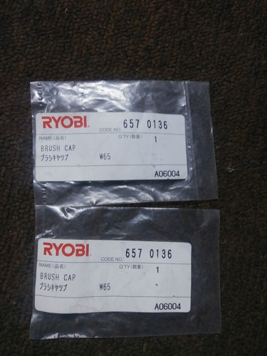 Tapa Carbon Ryobi Modelo W65 Codigo 657036 X 2 Pieza