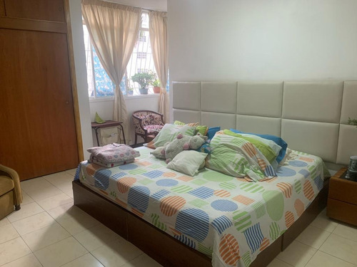 Se Vende Comodo Apartamento Con Anexo En Los Palos Grandes