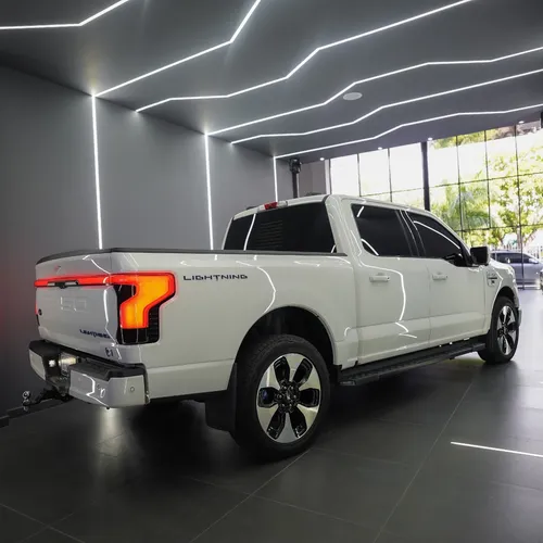 Ford F-150 Lightning (blindaje 2+)