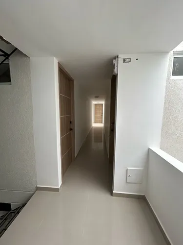 Edificio En Venta En El Ingenio. Cod V11666