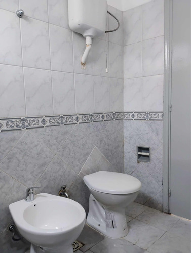 Alquiler Casa 2 Dormitorios Y Un Baño
