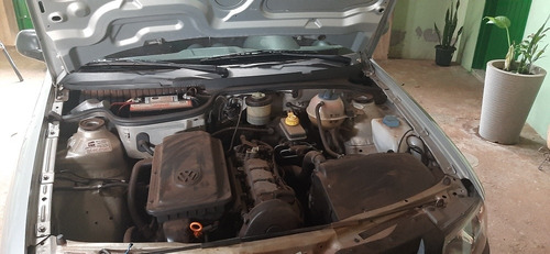 Imagem 7 de 8 de Volkswagen Gol 2006 1.0 City Total Flex 5p