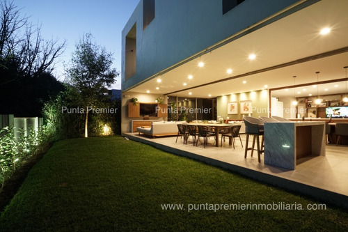 Imagen 3 de 19 de Casa De Lujo En Venta En Coto Arauca Amueblada, Zona Real, Zapopan