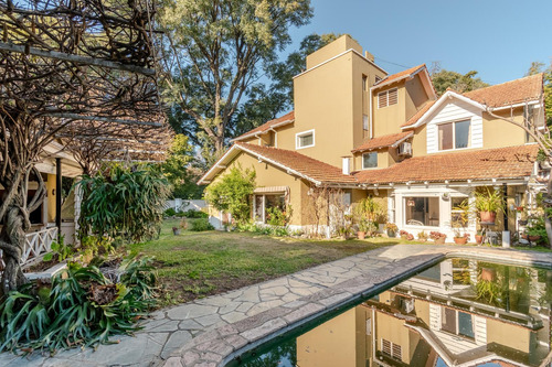 Imperdible! Ideal Terreno De 432,01m2, Ubicado En Acasusso, De Av. Libertador Al Río.