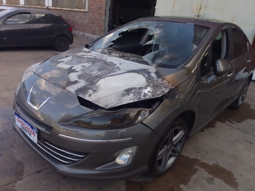 Imagen 4 de 20 de Peugeot 408 Sport 163cv