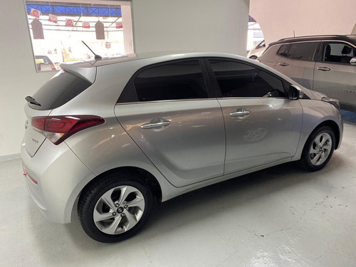 Hyundai Hb20 1.6 Premium 16v Flex 4p Automático