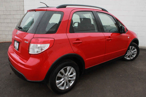 Imagen 5 de 15 de Suzuki Sx4 2013 5p Crossover L4 2.0 Man